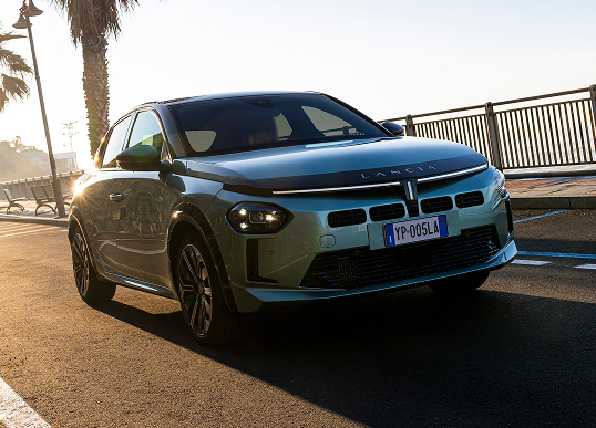 Lancia Ypsilon Hybrid Limited Edition Cassina - Details zijaanzicht